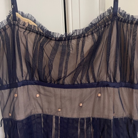 Anthropologie Odille Fit & Flare Dress 12 Layered Tulle Embroidered Party Summer - Picture 9 of 9